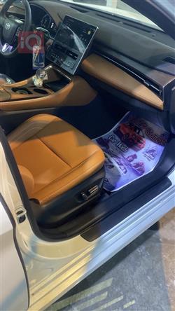 تويوتا أفالون